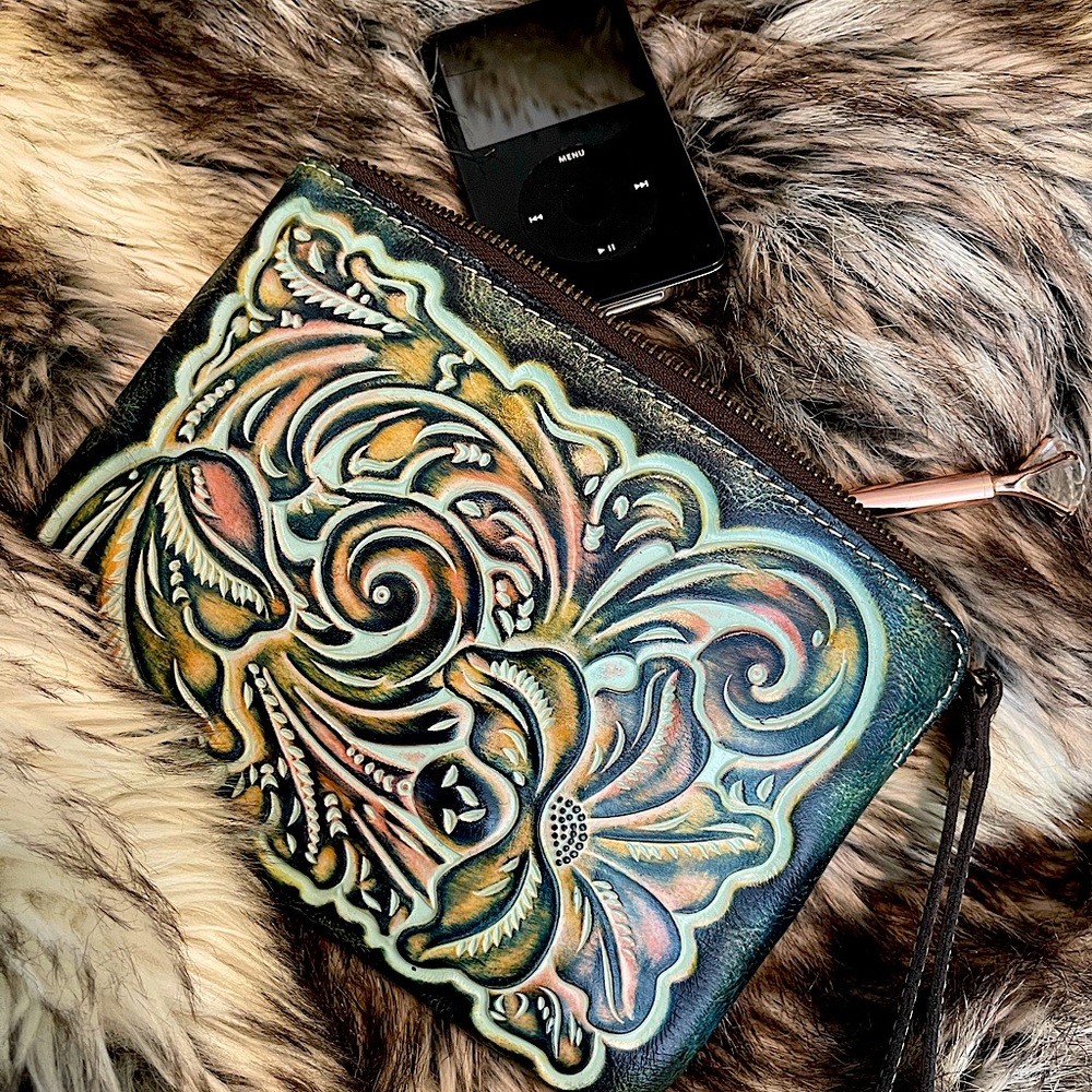 PATRICIA NASH Cassini Turquoise Multi Rare Tooled Leather Wristlet Clutch!